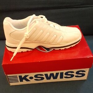 Men's K-Swiss Ivory Leather Athletic Shoes, Size 7 1/2, 40 Euro.  New in Box